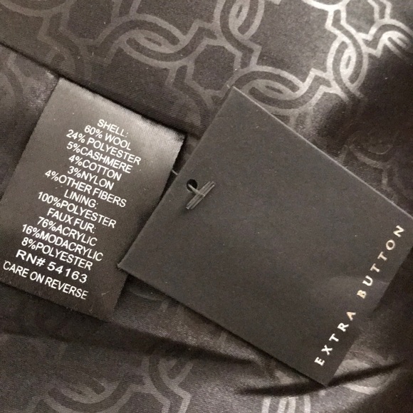 Ivanka Trump wool/cashmere coat NWT, runs small - Picture 5 of 8